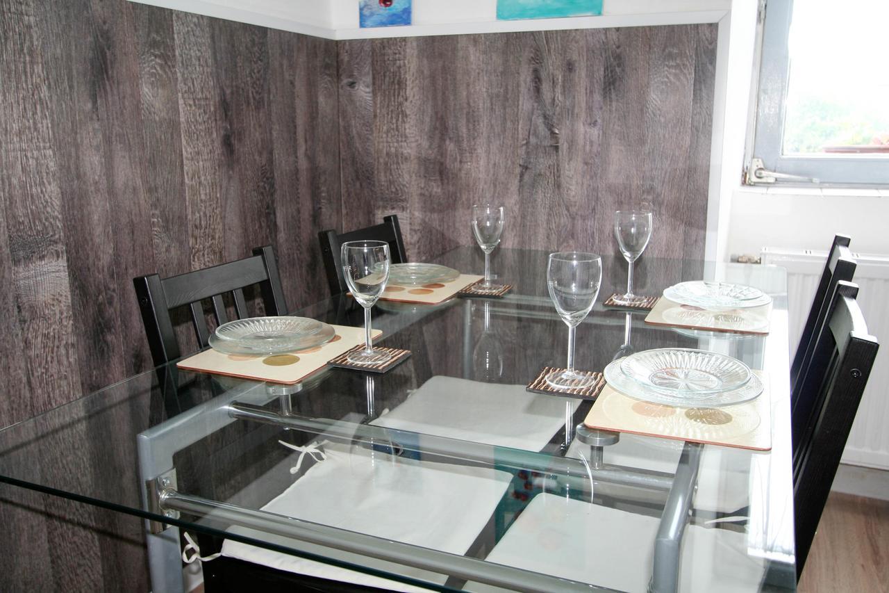 Galeria Apartman เวสเปรม ภายนอก รูปภาพ